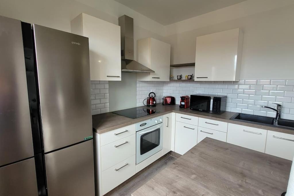 Bel Appartement T5 Neuf Avec 4 Chambres Tarbes Buitenkant foto