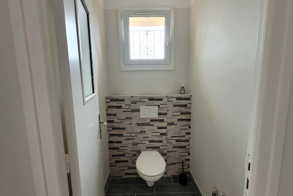 Bel Appartement T5 Neuf Avec 4 Chambres Tarbes Buitenkant foto